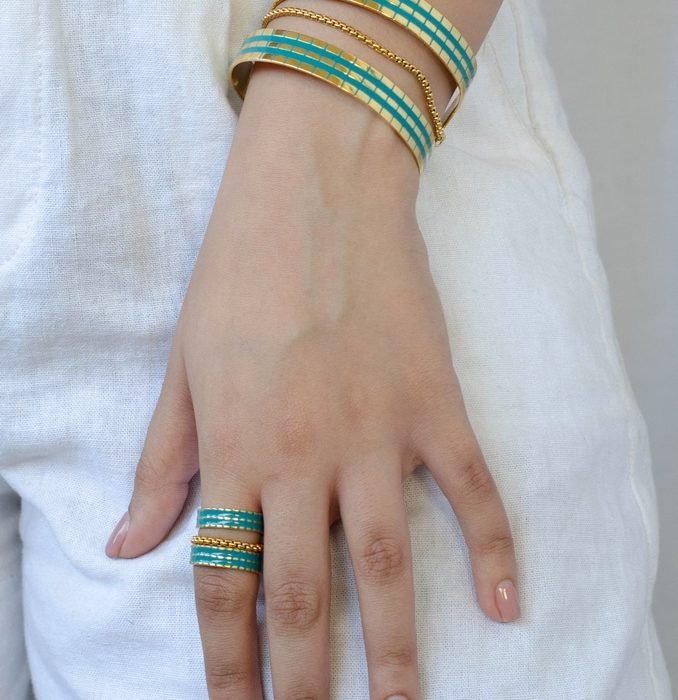 Serene Bangle