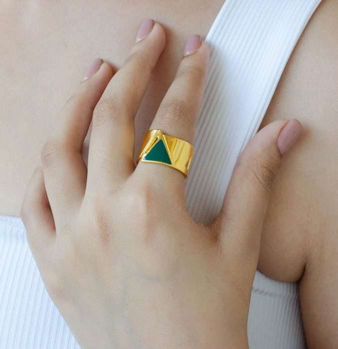 Emerald Khufu ring – Copy