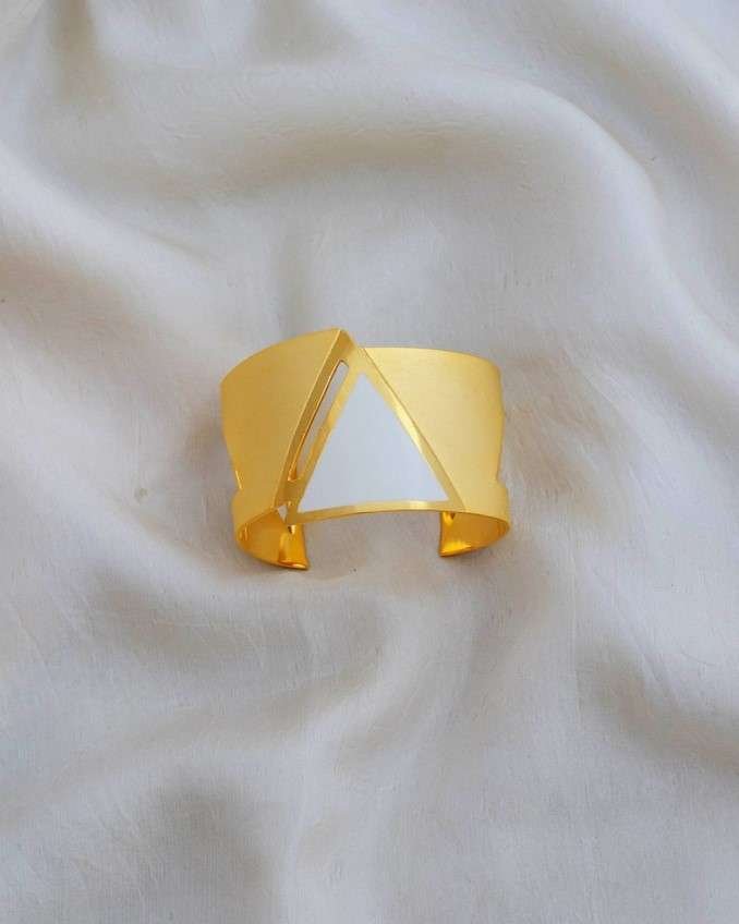 Pearl Sandstone Bangle